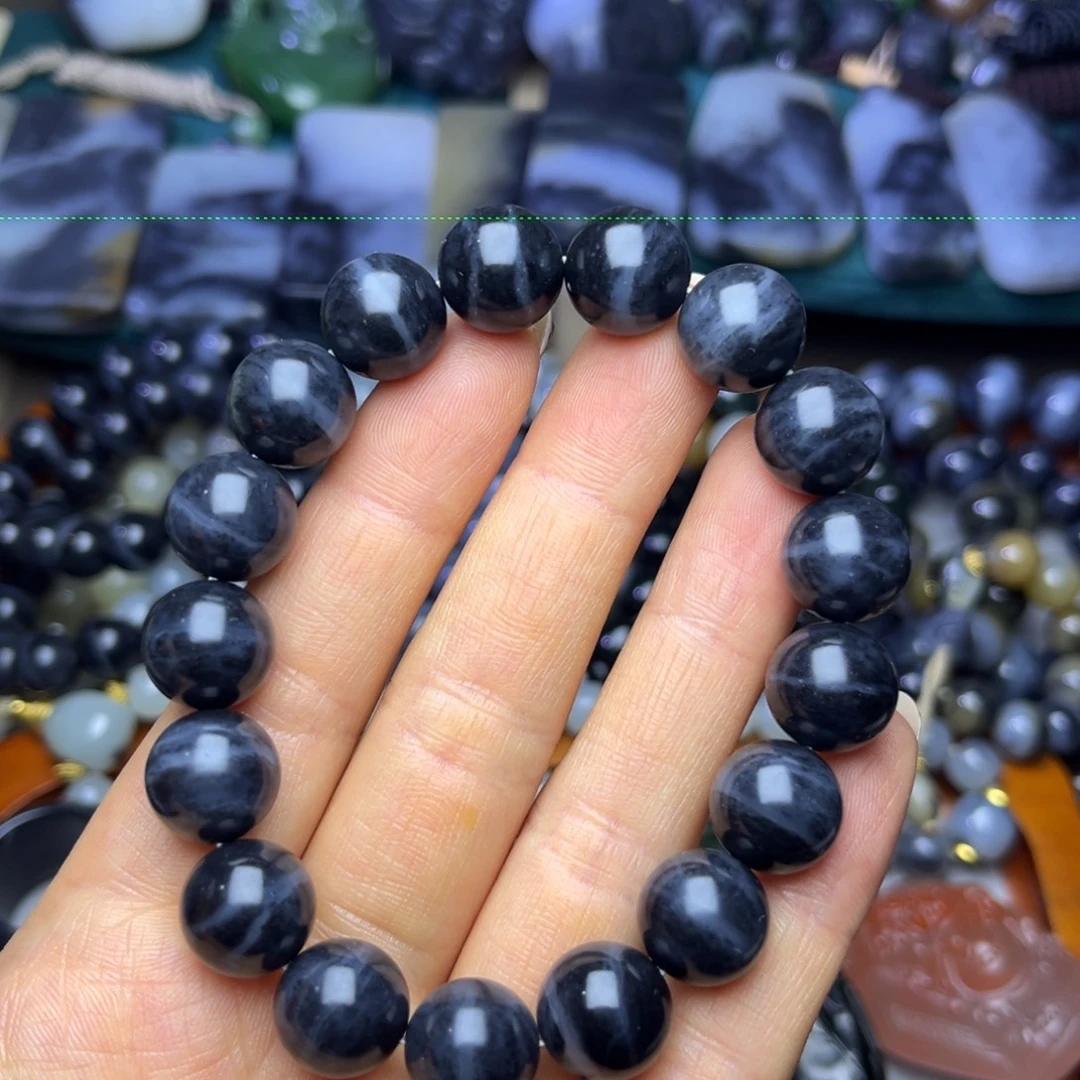 和田玉未镶嵌手串