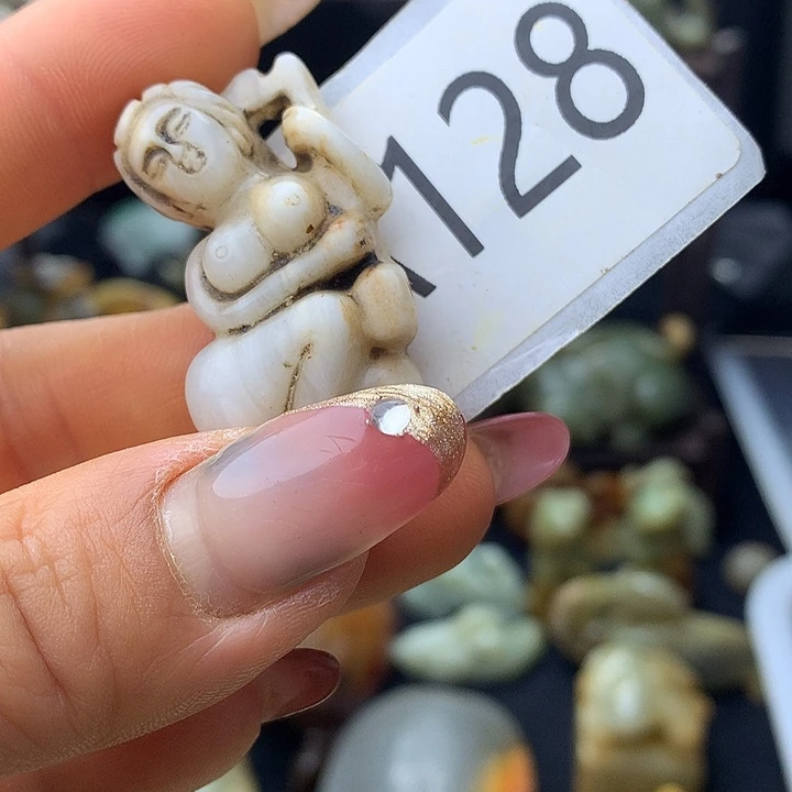 安***茶和田玉未镶嵌颈饰