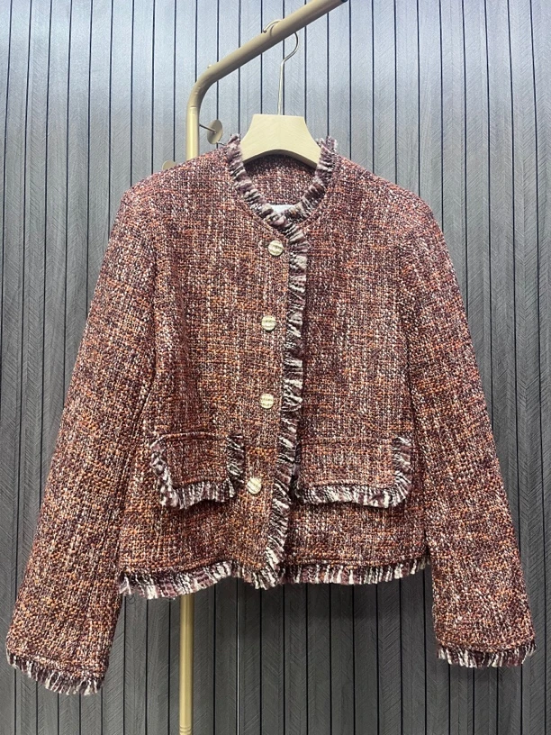 服装239 春秋款黄褐色小香风外套