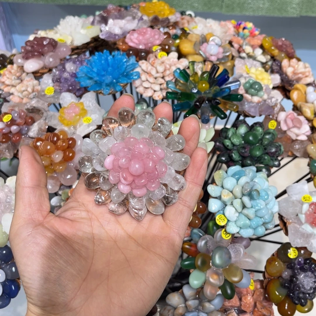 白****纯手工制作的松塔干花