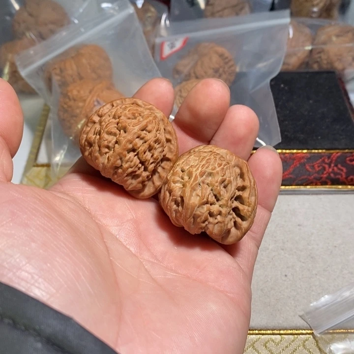 文玩核桃把件桥**叔核桃