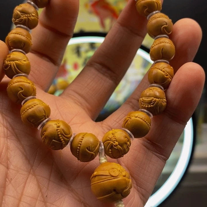 南***风橄榄核吊坠机会不男男女女男男女女男男女女