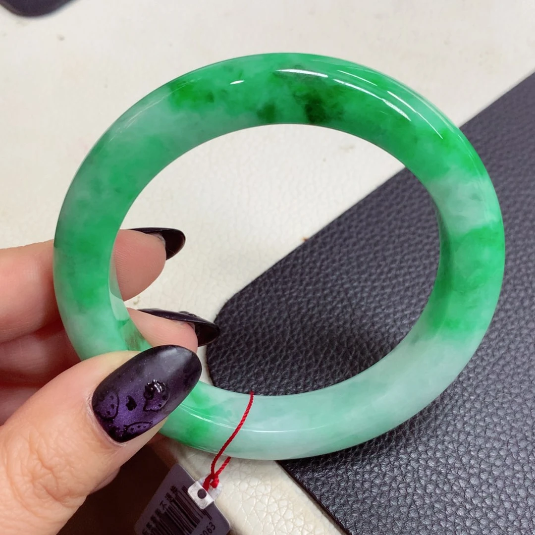 未镶嵌手镯翡翠缅甸