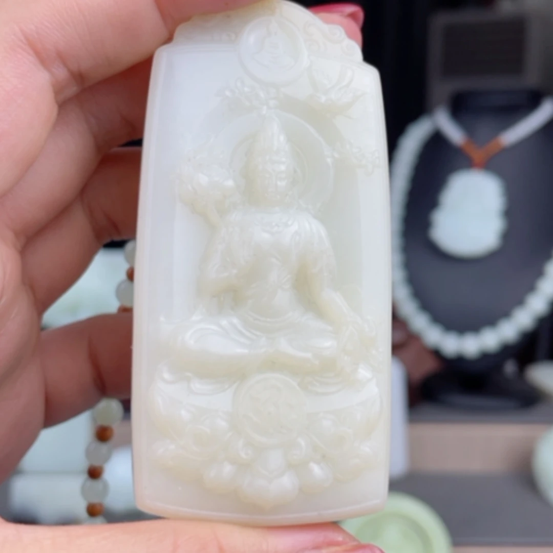 【闪购商品】颈饰未镶嵌和田玉