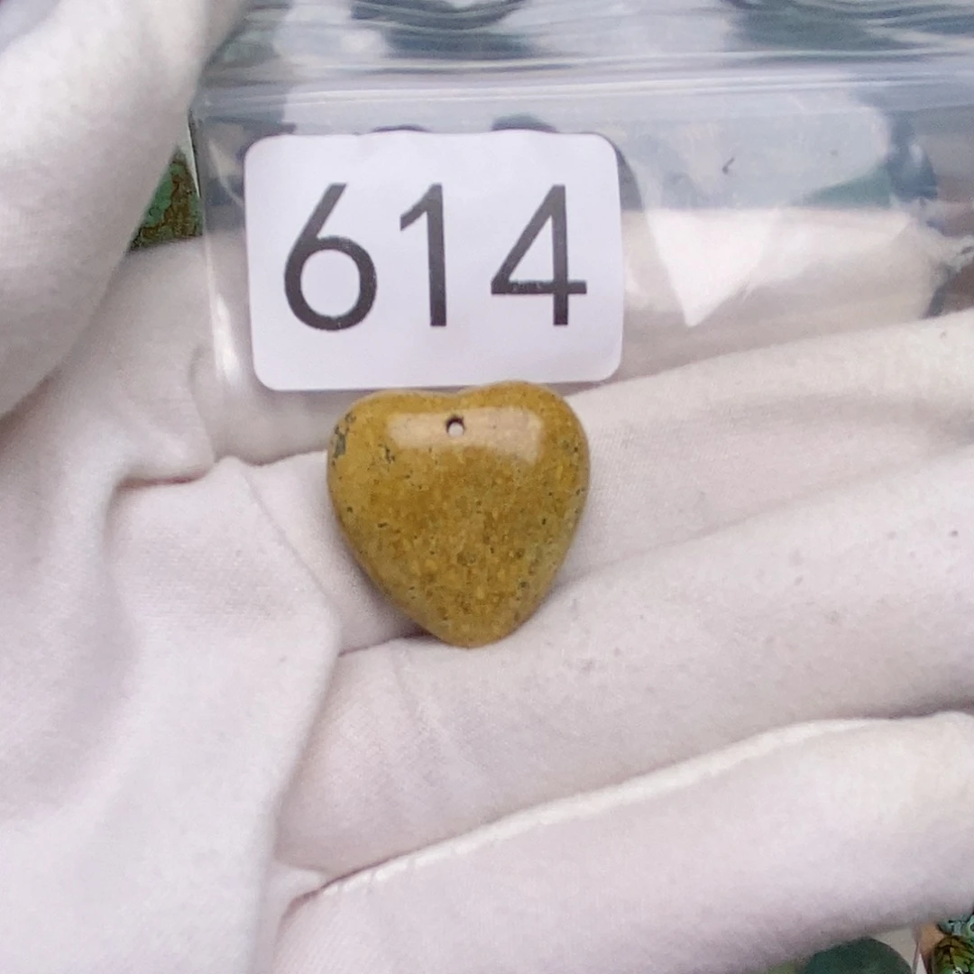 绿松石未镶嵌珠宝半成品