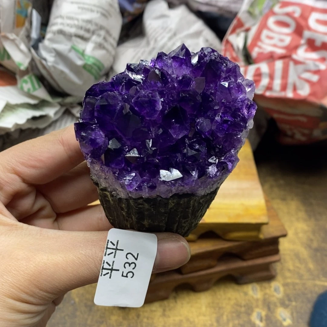 紫晶乌拉圭未镶嵌