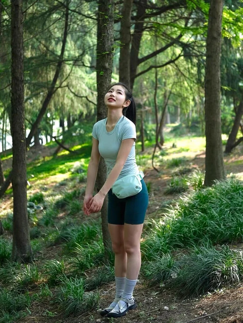 无缝高端零束缚立体裁剪速干透气高弹健身瑜伽运动短袖T恤6002