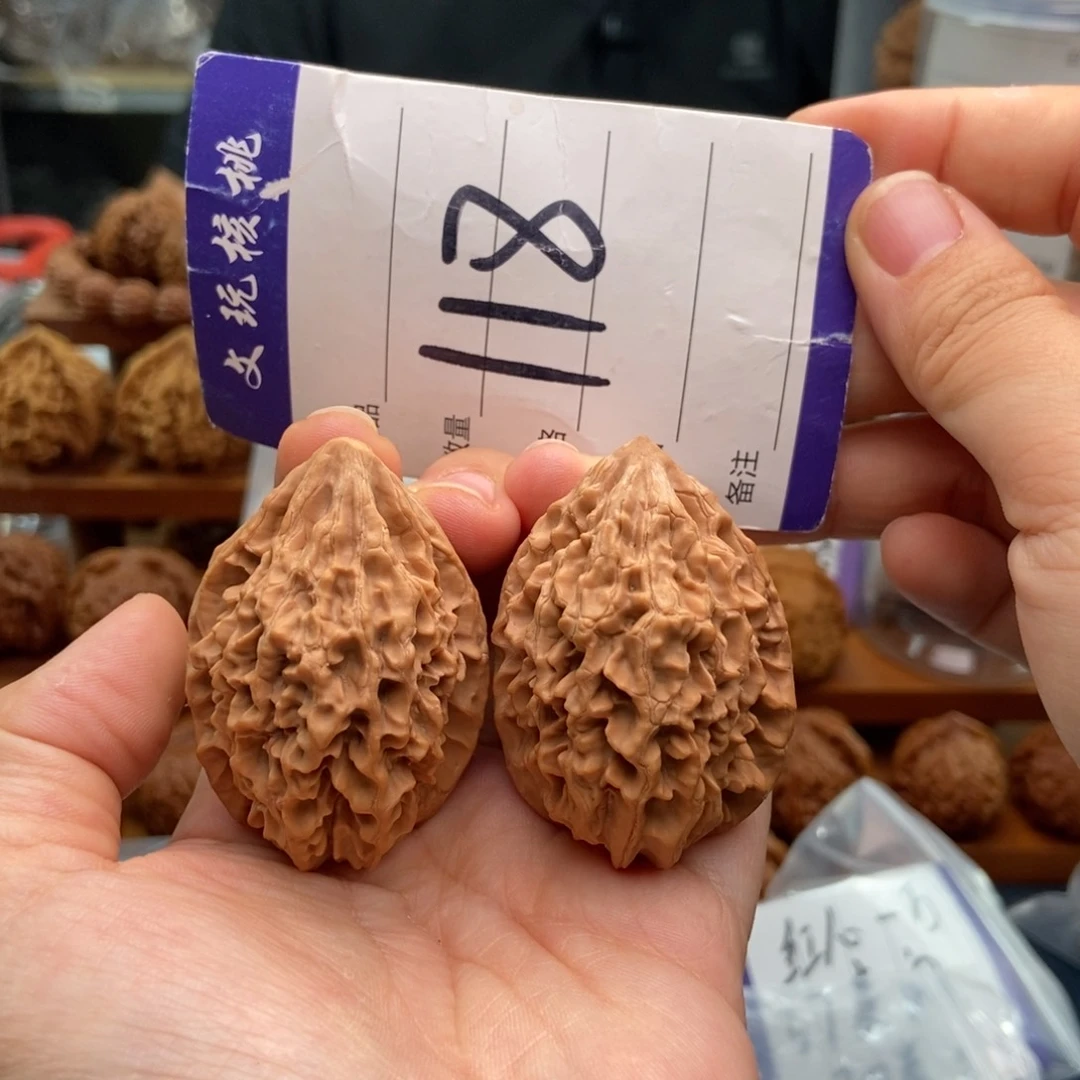 文玩核桃吊坠35招财鼠
