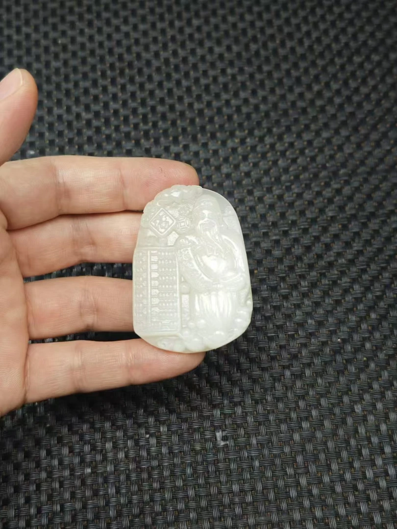 天然和田玉老料精雕财神吊坠油润细糯1.21清货3