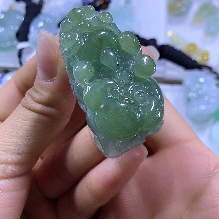 翡翠颈饰未镶嵌天然翡翠A货吊坠