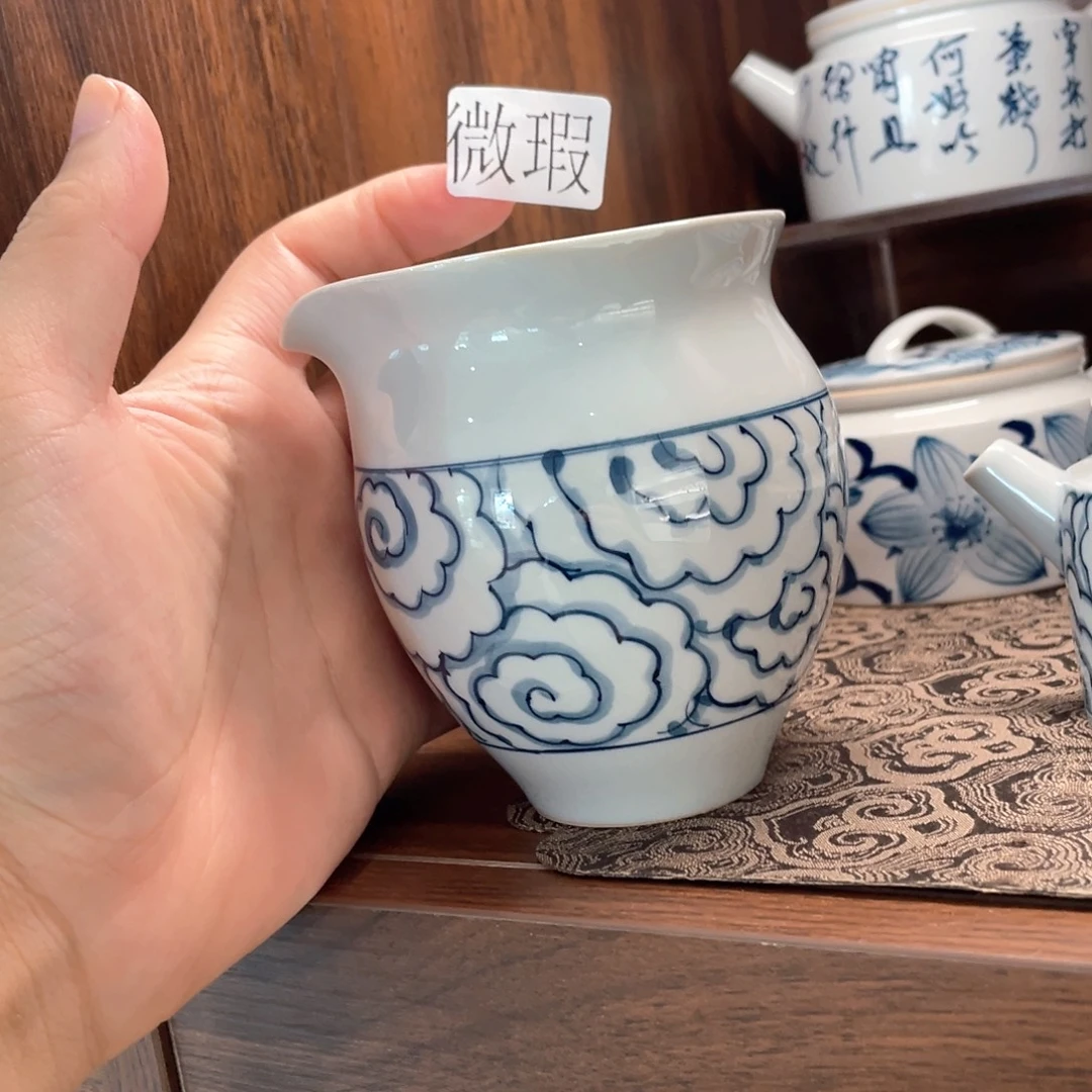 釉下手绘茶具微瑕