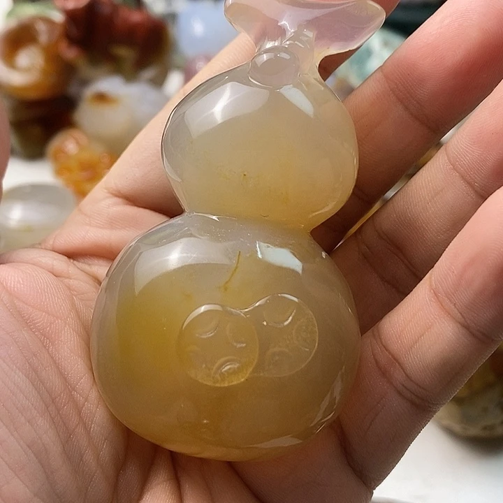 未镶嵌颈饰玛瑙/玉髓
