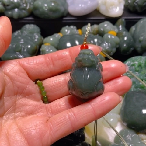 颈饰未镶嵌和田玉（糖玉）选****力