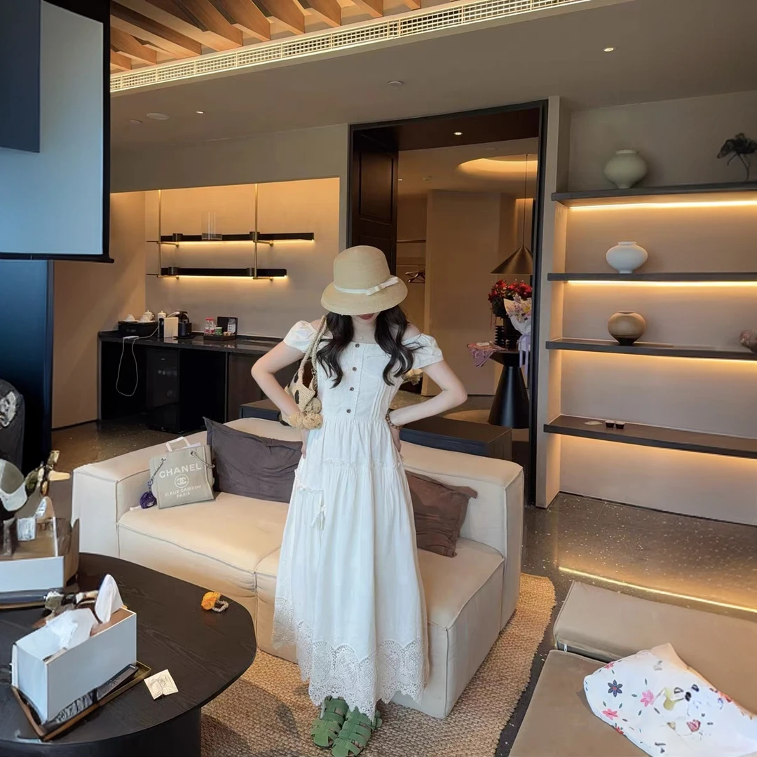 重工刺绣一字肩小飞袖连衣裙森系系带长裙