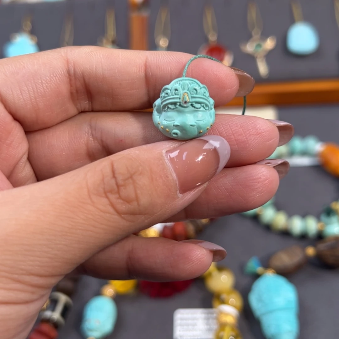 【闪购商品】未镶嵌绿松石把件公主象配饰