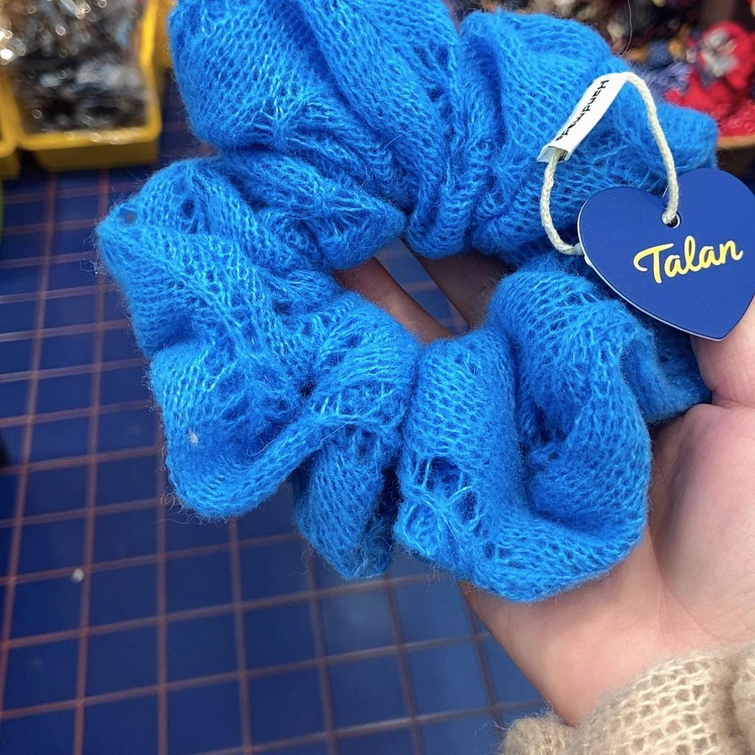 布艺非金属蓝色毛线发圈