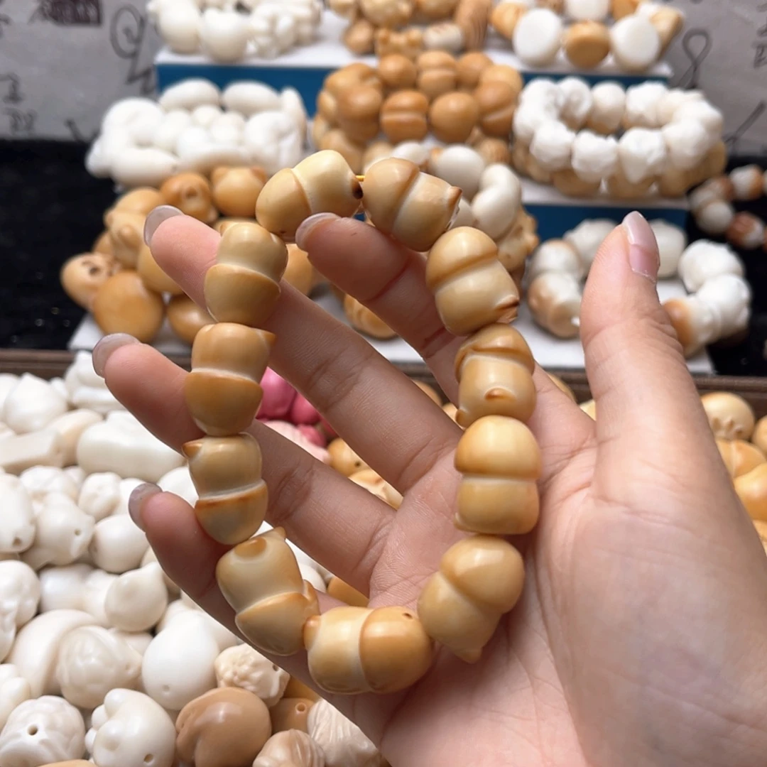 吊坠菩提根/象牙果