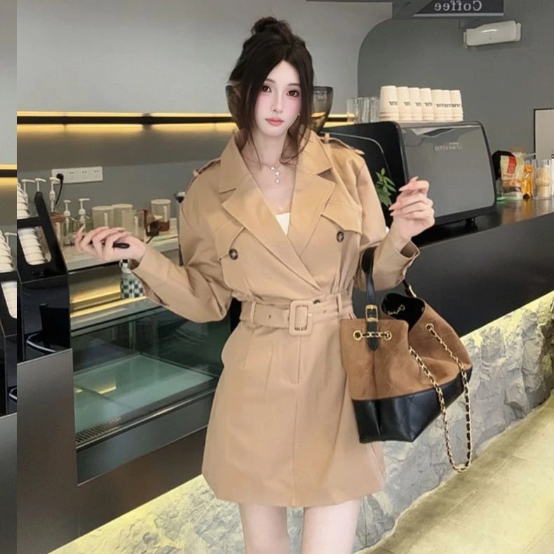 时尚秋装女2025年新款设计感小众中长款宽松显瘦风衣西装连衣裙子