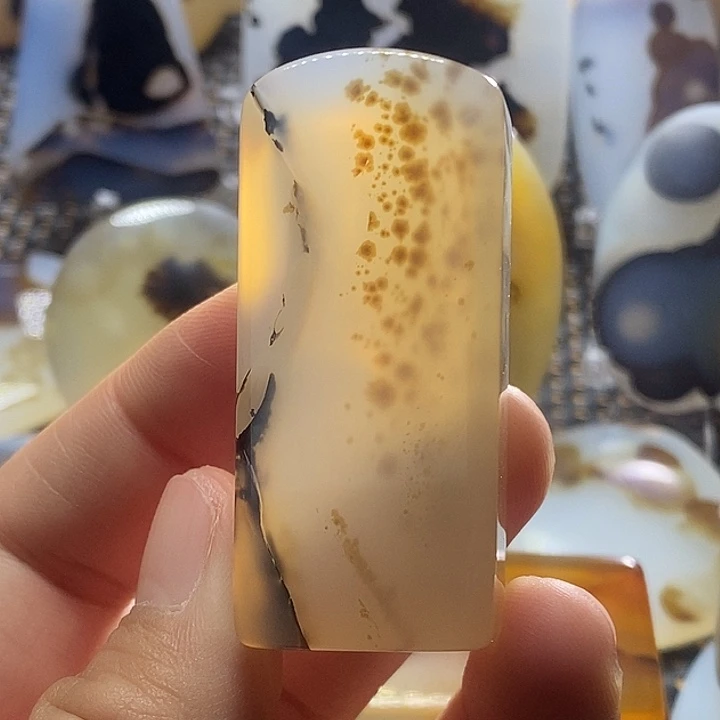 未镶嵌颈饰玛瑙/玉髓用****8