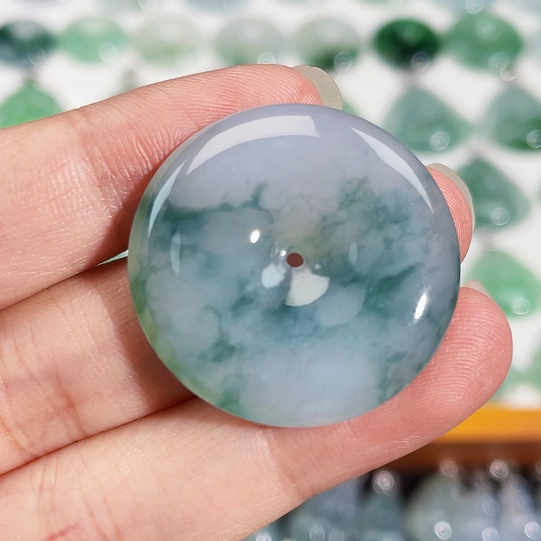 颈饰未镶嵌翡翠吊坠