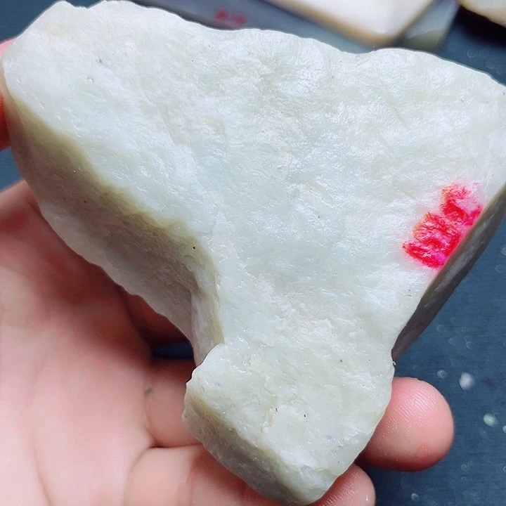 和田玉未镶嵌珠宝奇石