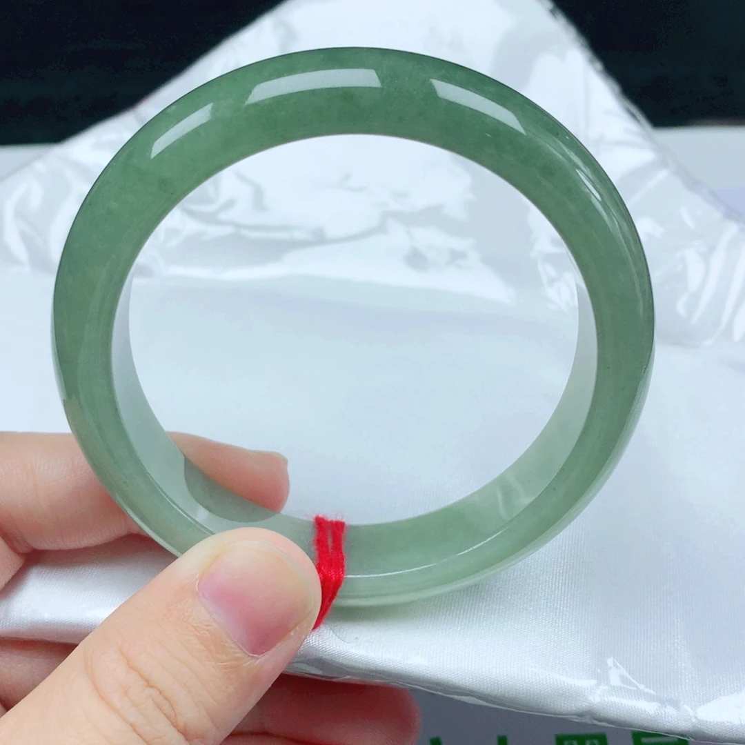 翡翠手镯未镶嵌55