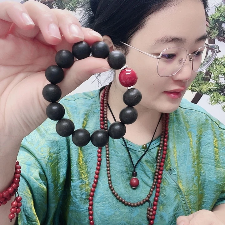 同***意1.4黑龙涎单圈微瑕