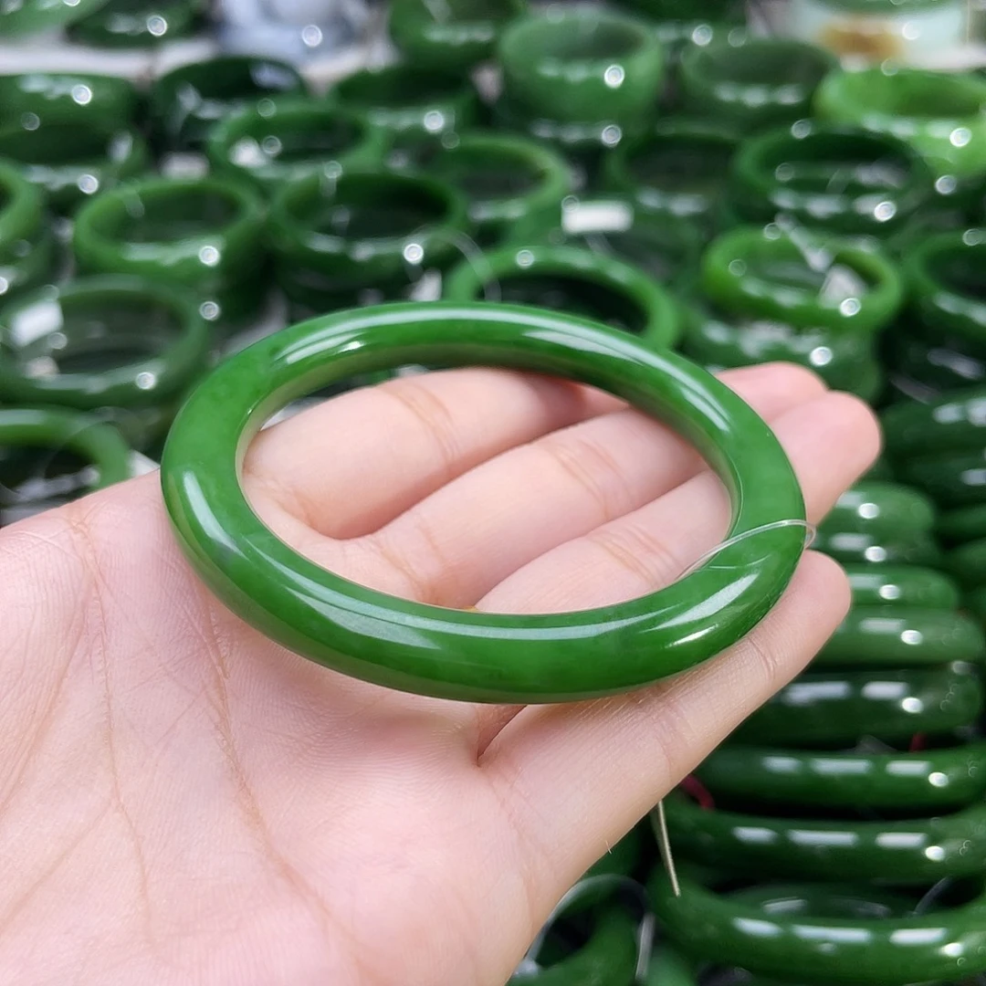 未镶嵌手镯和田玉（碧玉）