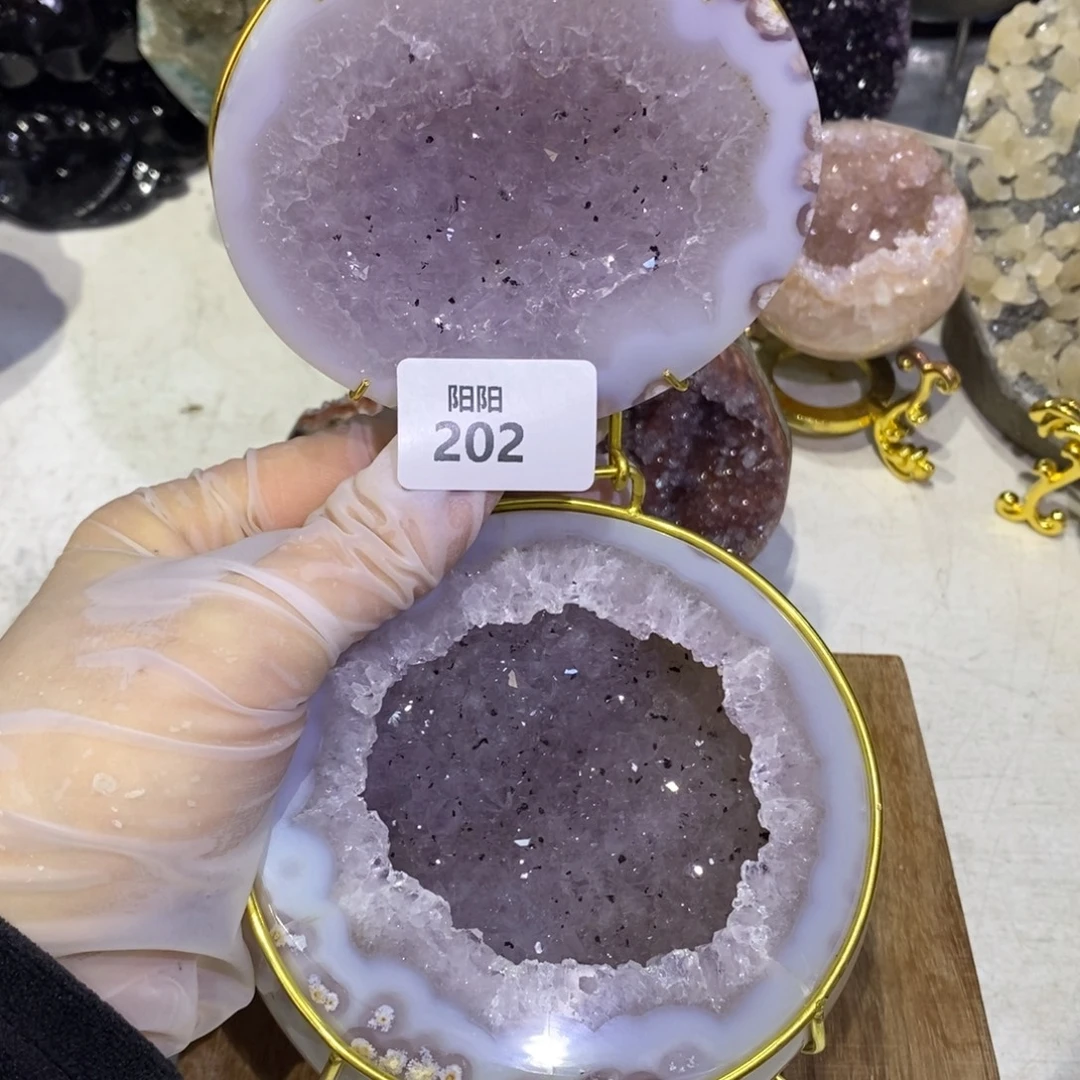 未镶嵌水晶大型摆件（非配饰）