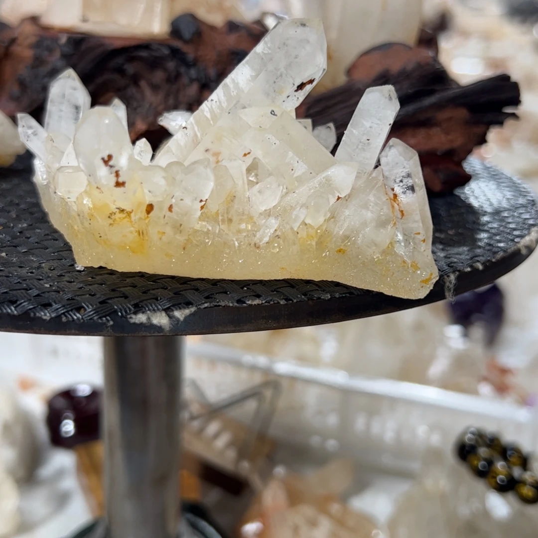 兔***喵未镶嵌珠宝半成品水晶