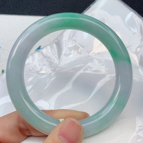 未镶嵌手镯翡翠58