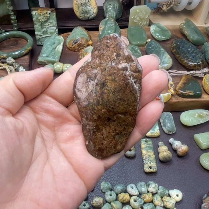 岫岩河磨玉（透闪石质玉）未镶嵌珠宝奇石