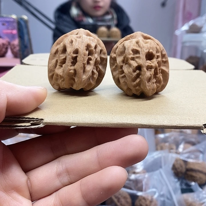 把件文玩核桃43平谷方块天残脚