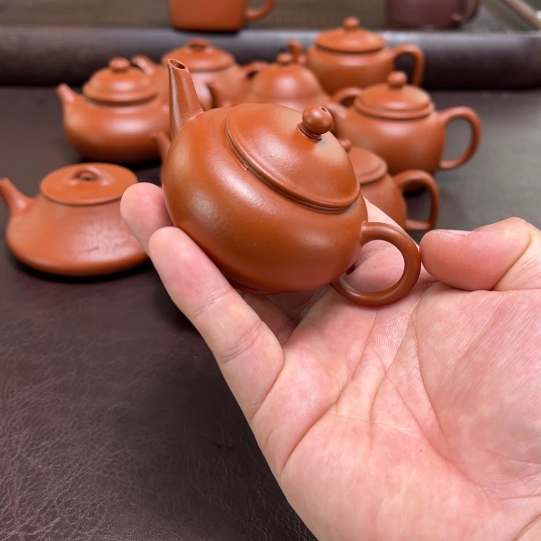 茶壶紫砂汽修厂和机械设备