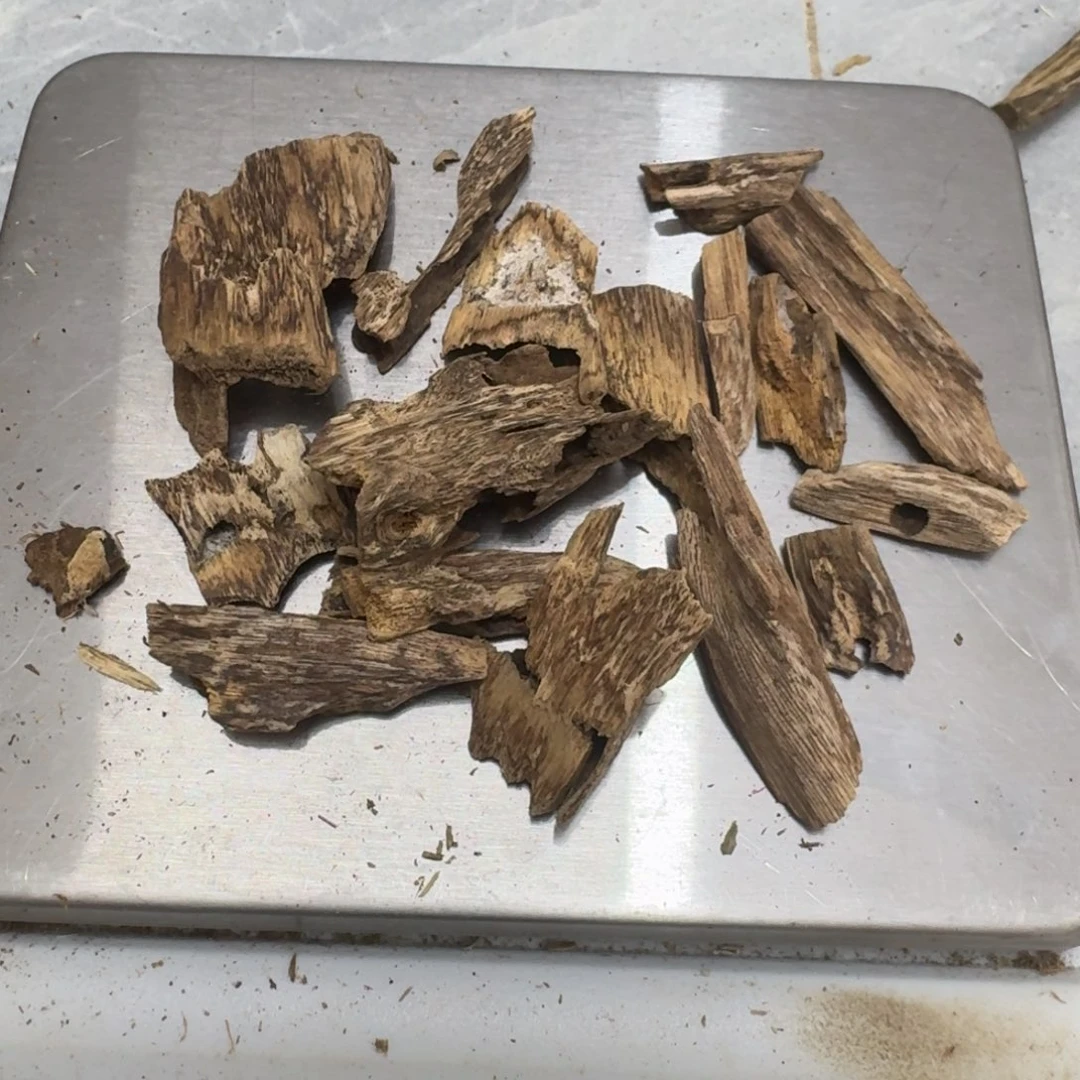 沉香碎屑沉香绿绮楠沉香25克