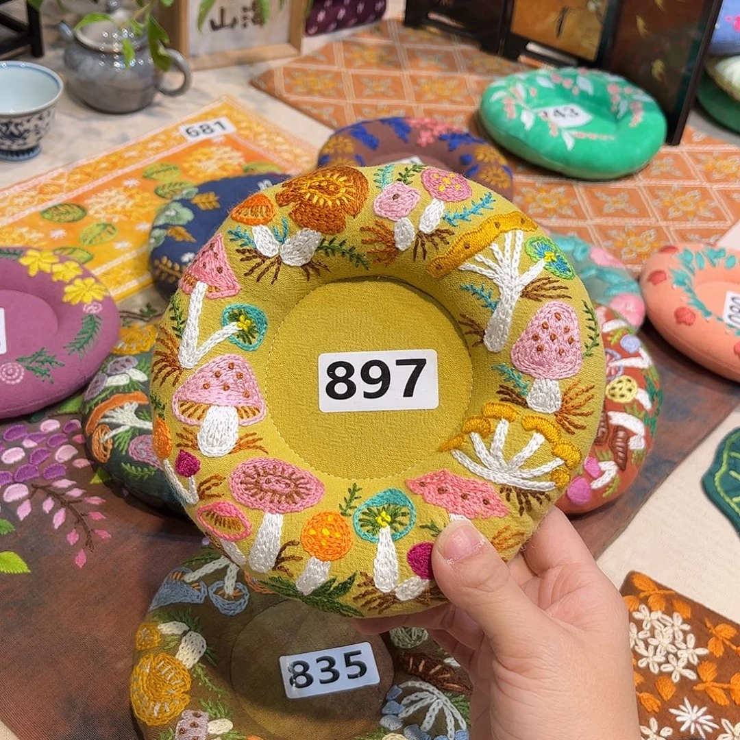 静***地刺子绣窝窝美美价