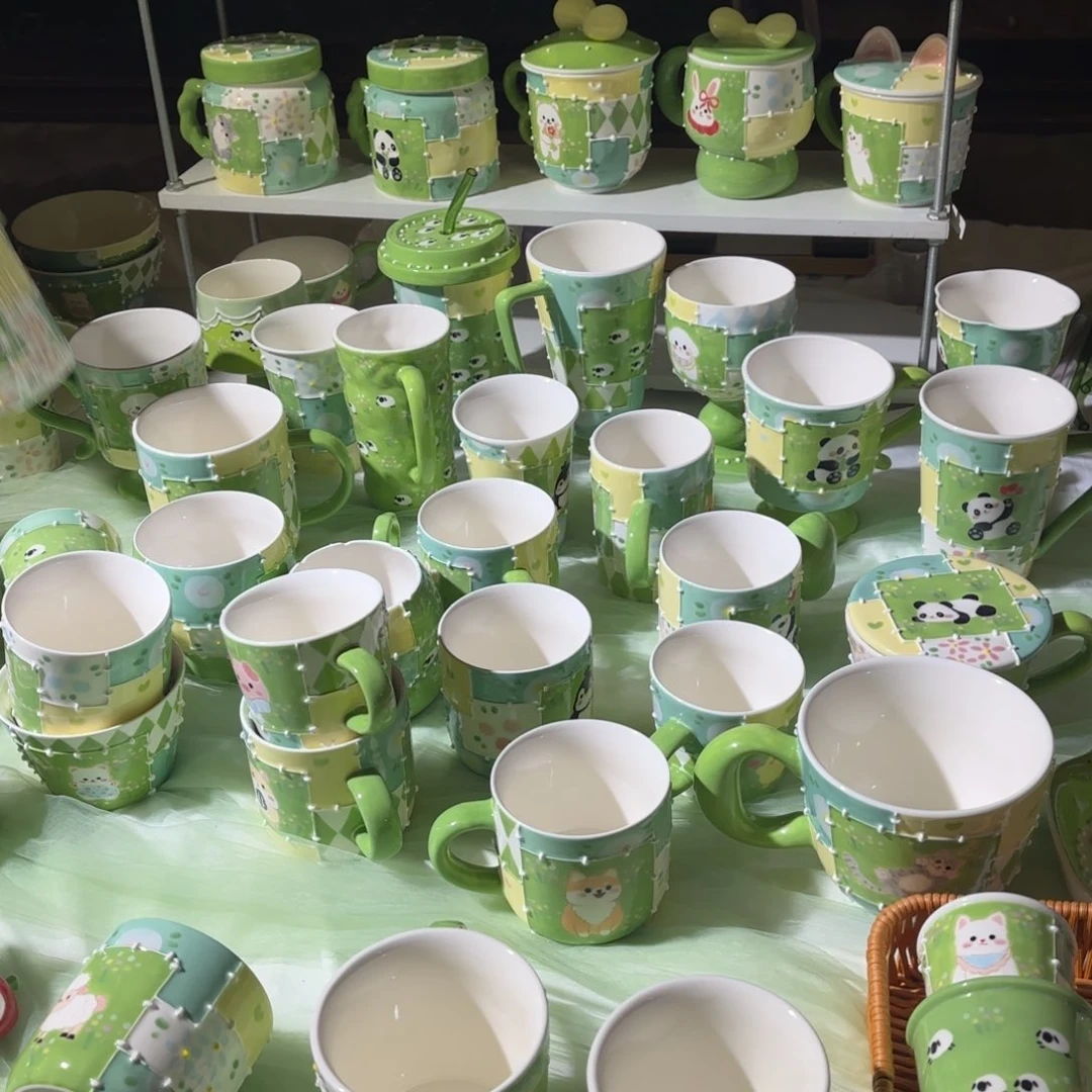 陶摆件可爱的杯杯