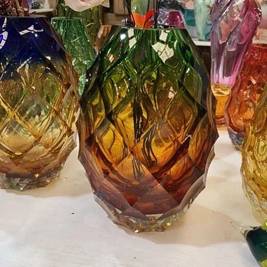 琉璃花瓶高28厘米口径6厘米