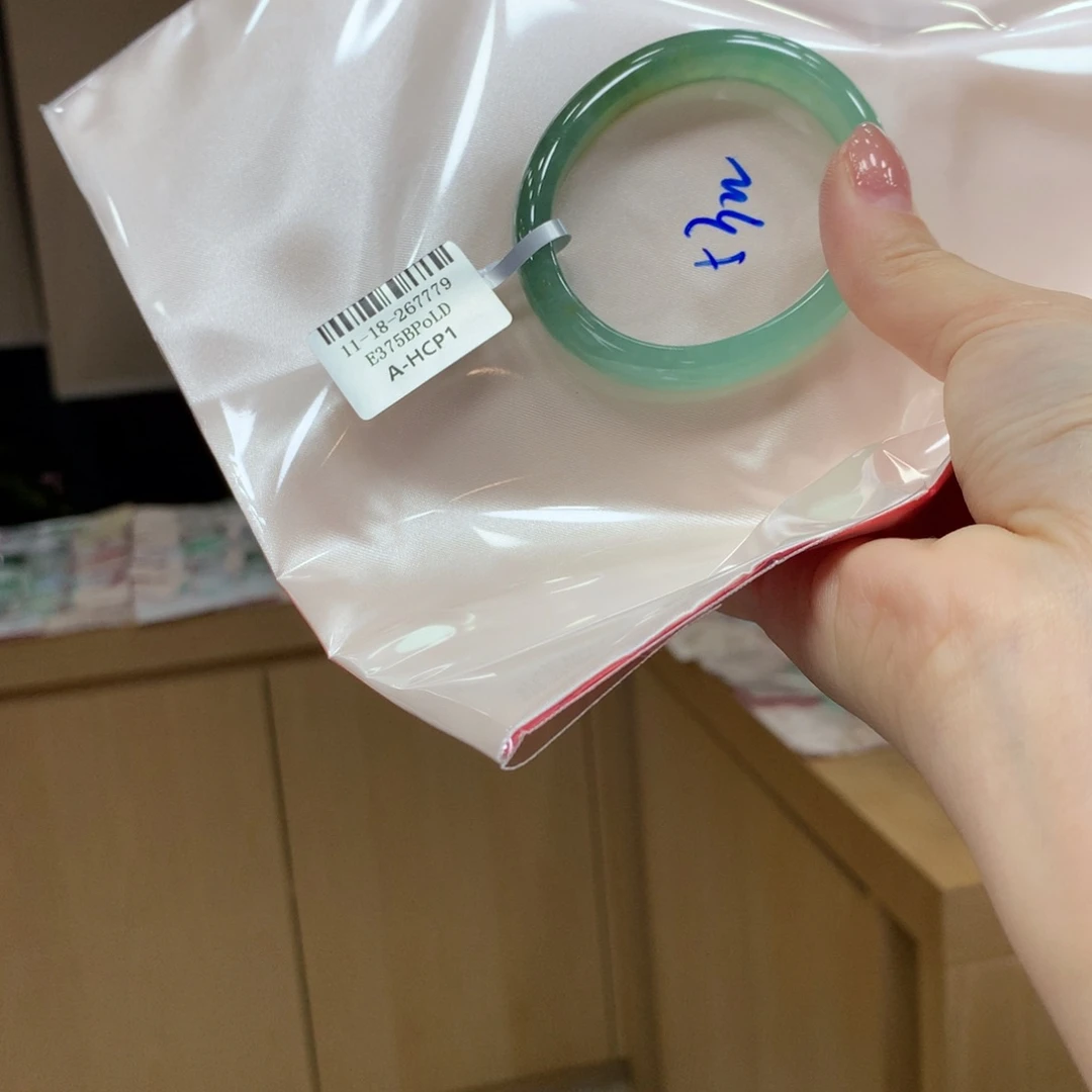 未镶嵌手镯翡翠不退不换