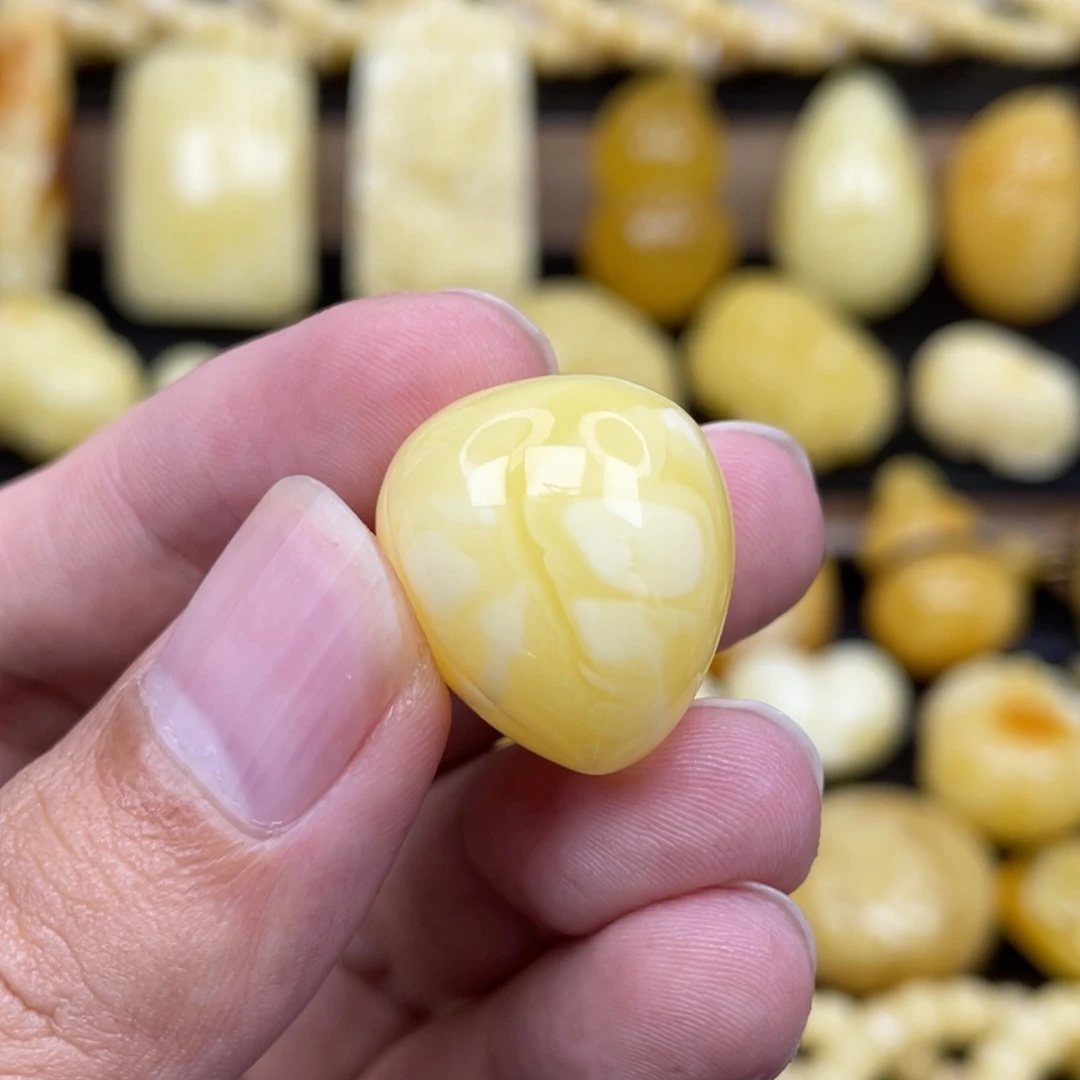 琥珀未镶嵌裸石琥珀蜜蜡