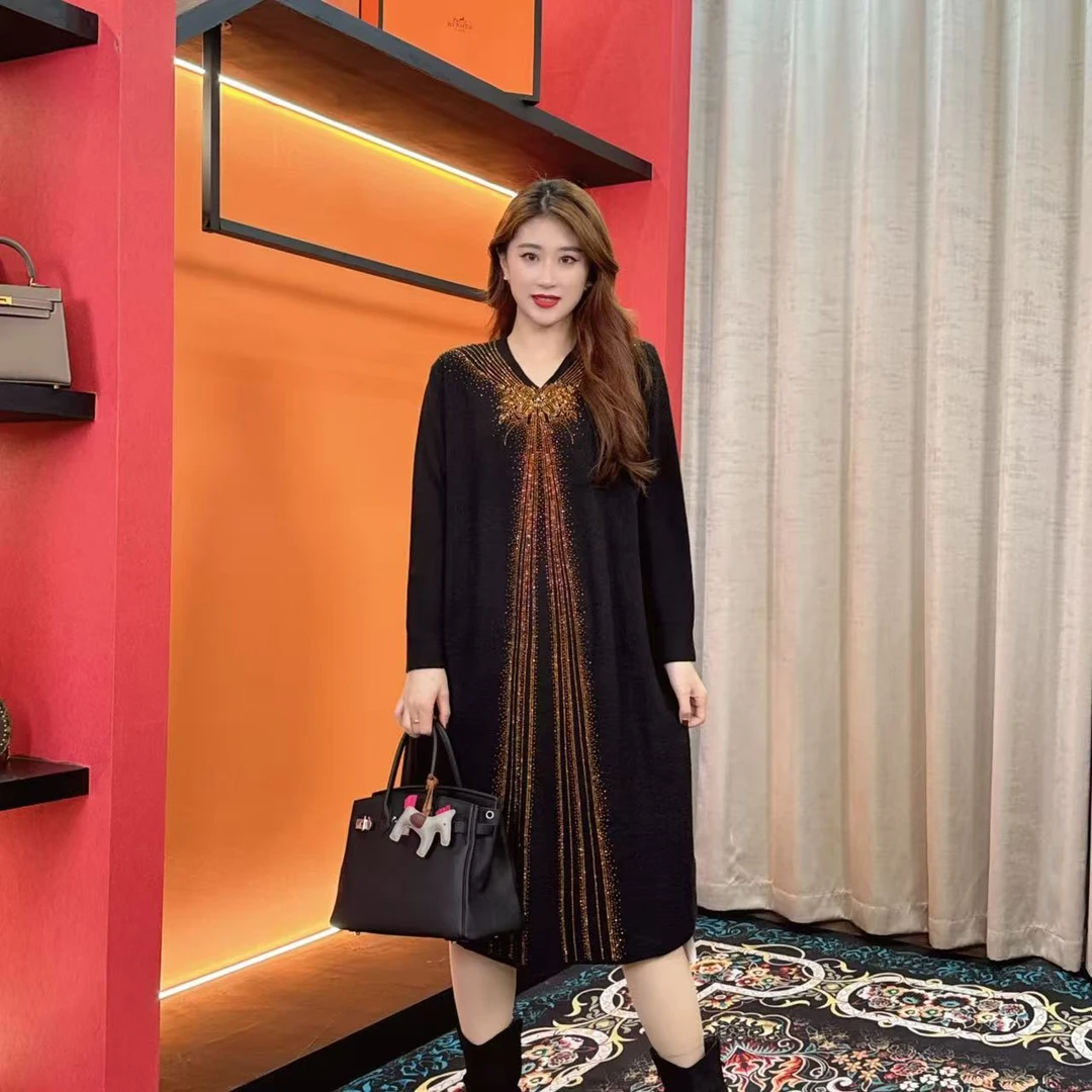 908 多金大码女王心小金砖长款秋冬季女装设计感连衣裙女