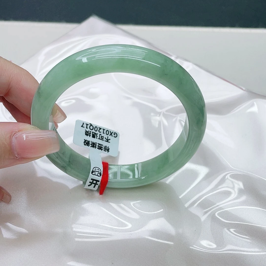 翡翠手镯未镶嵌正58.7