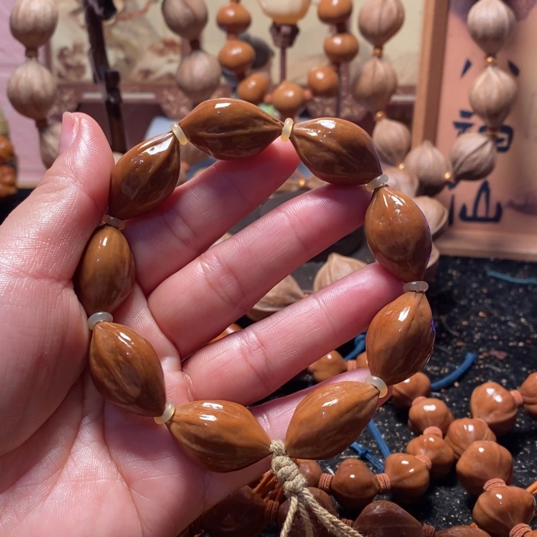 橄榄核手串/手链三面佛
