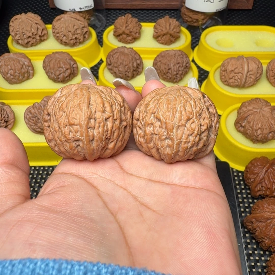 ꧁***꧂把件文玩核桃41铁锤妹妹精对