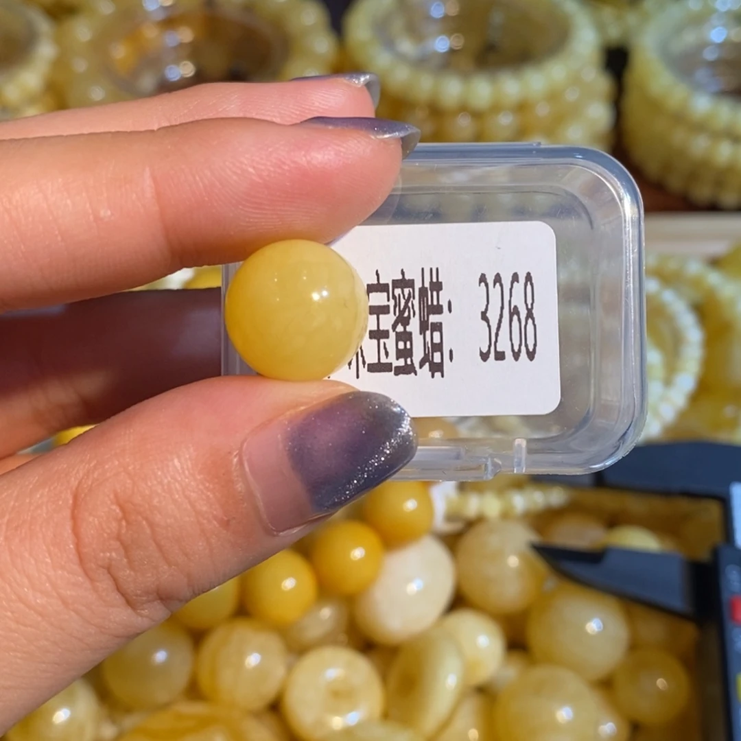 琥珀未镶嵌珠宝奇石3268