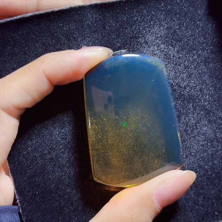 蓝珀未镶嵌珠宝奇石墨西哥蓝珀无事牌