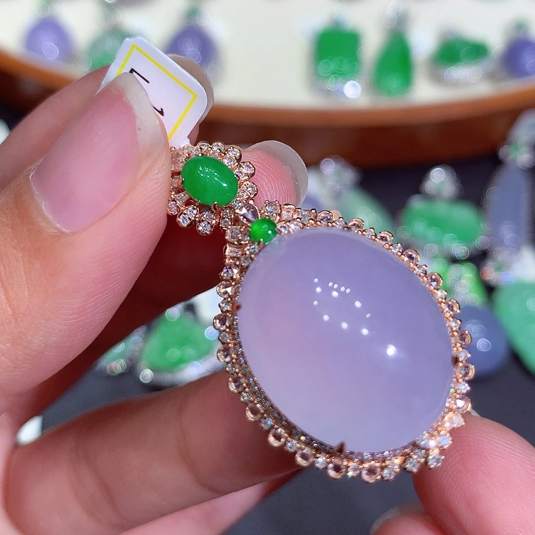 翡翠吊坠(不含链)18K金镶嵌