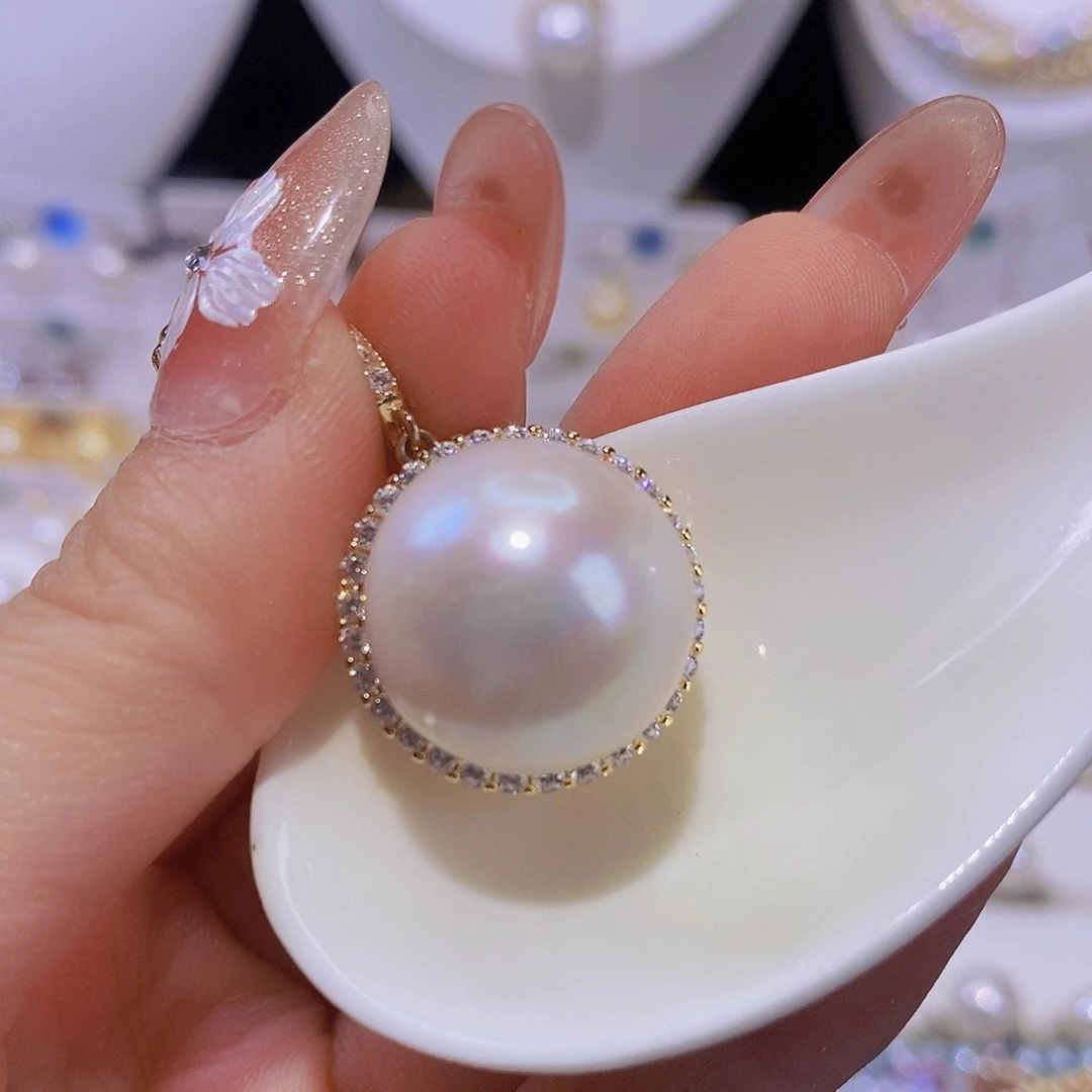 淡水珍珠合金颈饰