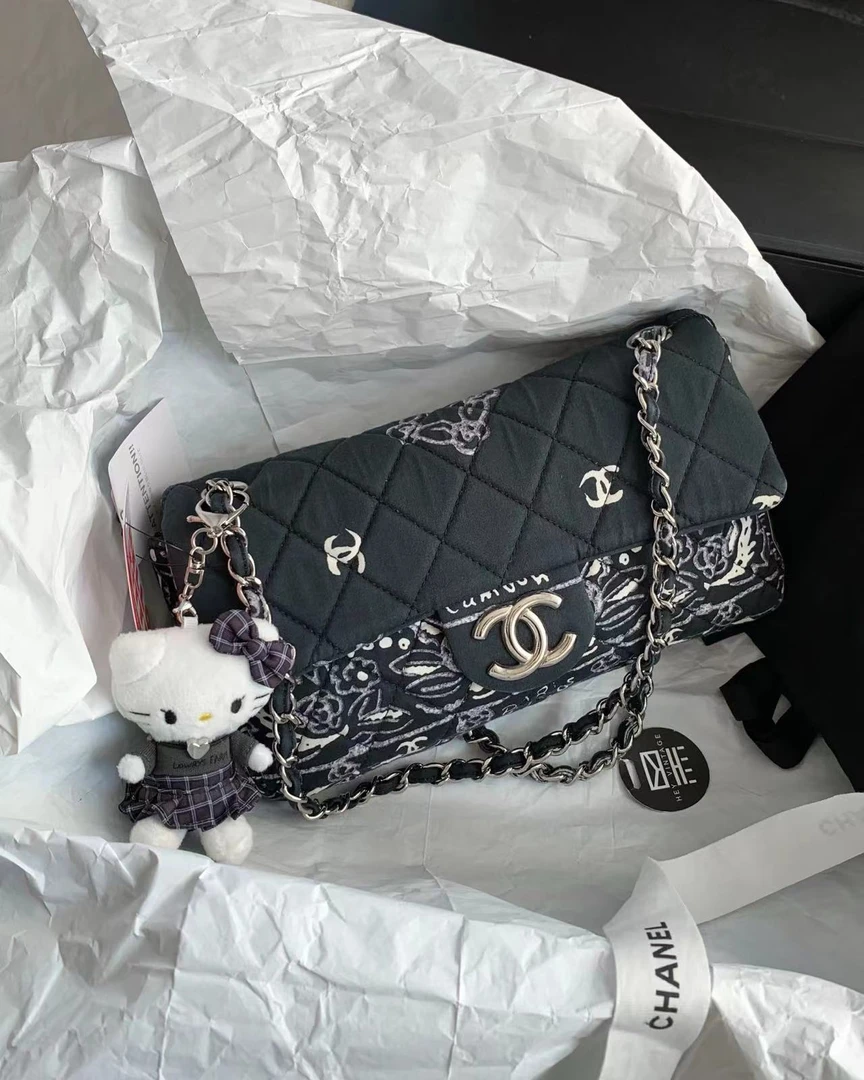 95新 Chanel/香奈儿 涂鸦cf中号包 24cm 16316595