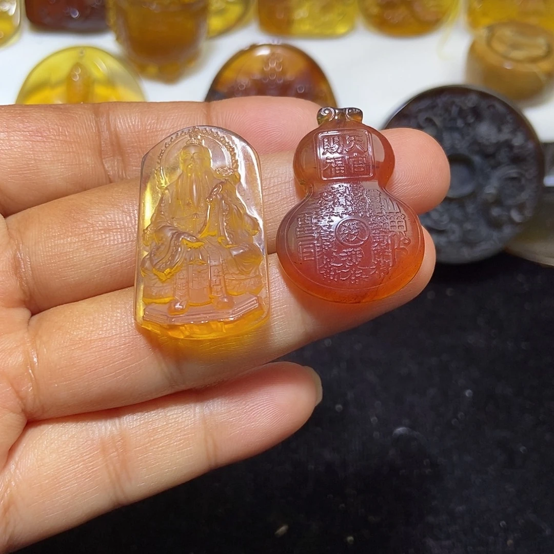 琥珀未镶嵌颈饰缅甸天然琥珀吊坠